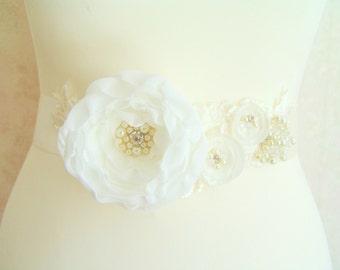 Bridal ivory sash, floral sash, flowers sash wedding floral rhinestone sash, ivory flower romantic wedding accessories lace