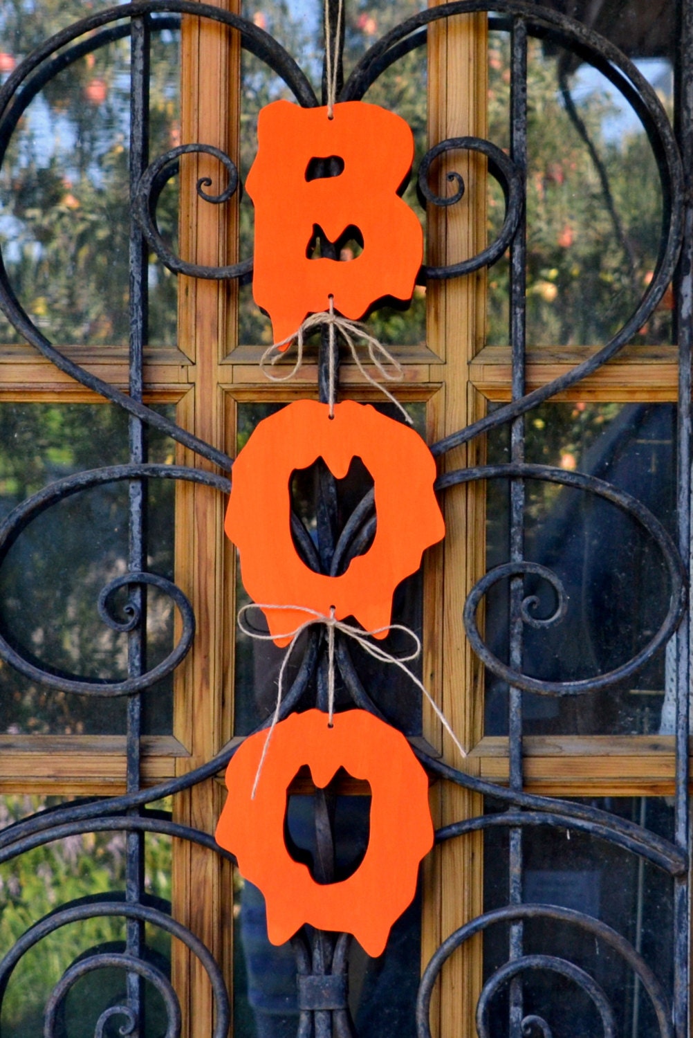 - Festive Fall Decor: Boo Silhouettes