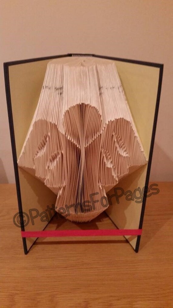 Book folding pattern for an ANGEL