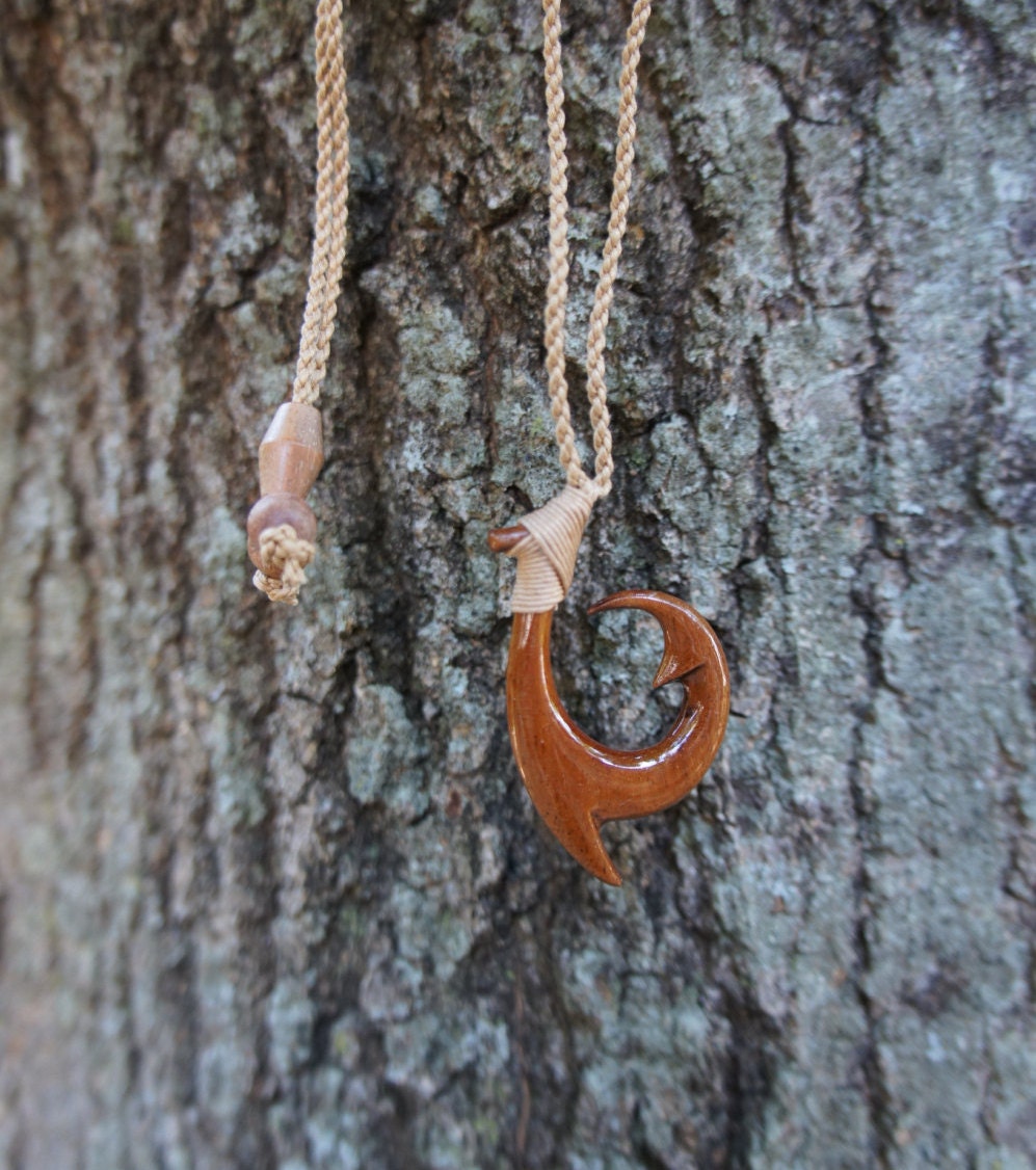 Beautiful Hawaiian Fish Hook Tribal Design Necklace