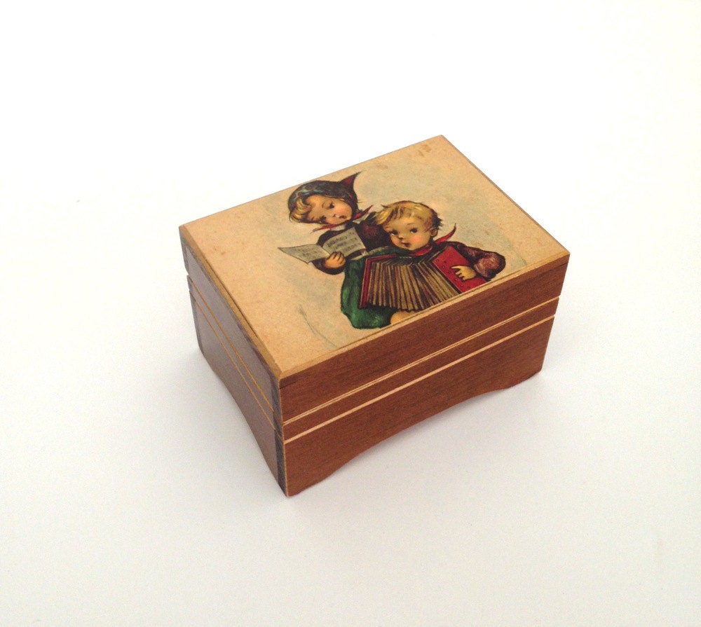 Vintage Music Box Wooden Box with Hummel Print Edelweiss