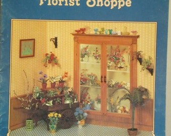 Miniatures Floral Arrangements/Plants Instructions, for Doll House 1/12: 30 Items- Florist Shoppe, Vtg 1983; photos, landscaping, arranging