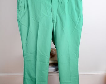 1980s Kelly Grass Green Mens Preppy Summer Dress Khakis by LL Bean 34 30s