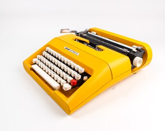 New Limited Edition - WORKINGTypewriter Yellow Olivetti Lettera 35 - Working Typewriter - Vintage Manual Typewriter - Gift