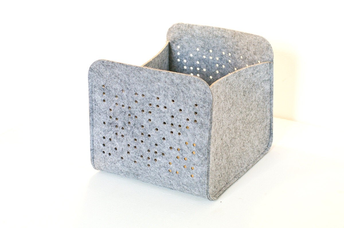 Modern Storage Basket / Felt Storage Bin / Felt by WoollyClouds