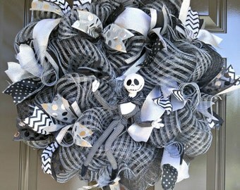 Nightmare Before Christmas Wreath; Christmas; Halloween; Black and White