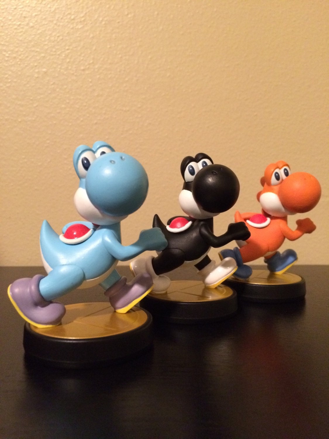 orange yoshi amiibo