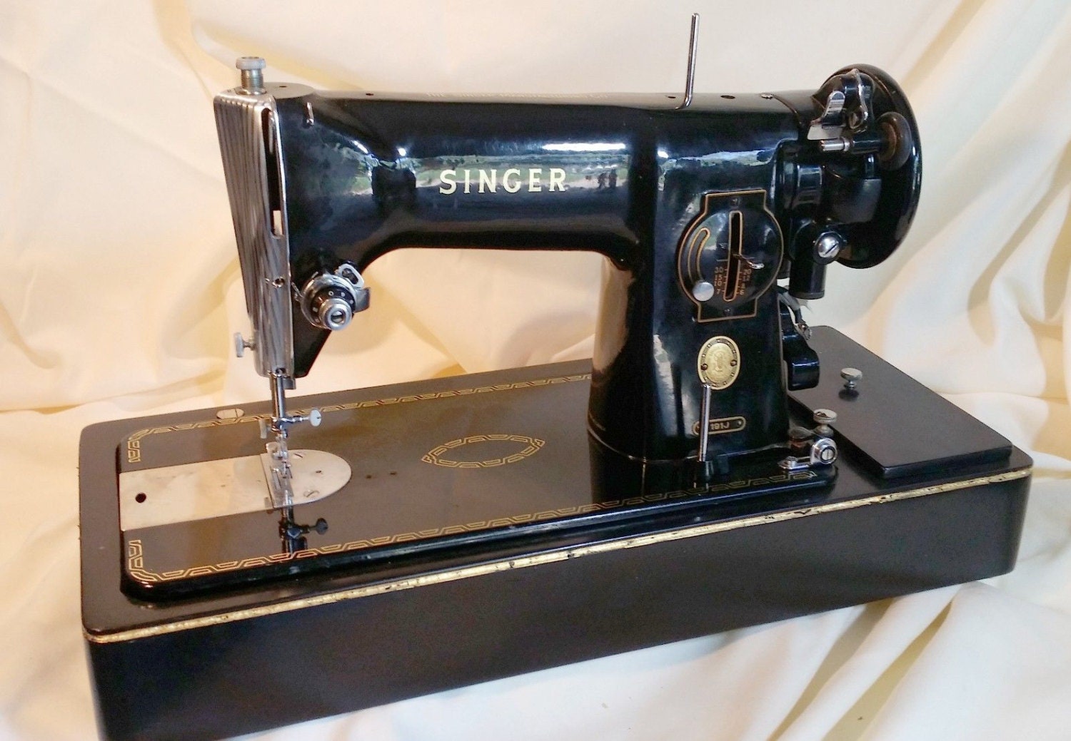 Custom Black Lacquer Singer Sewing Machine Wood Base