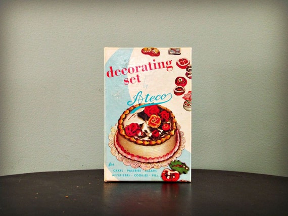 Vintage Cake Decorating Kit New In Box Mid Century by DeerNina