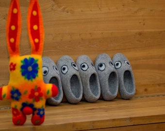 Choir of kids slippers, felted slippers, handmade