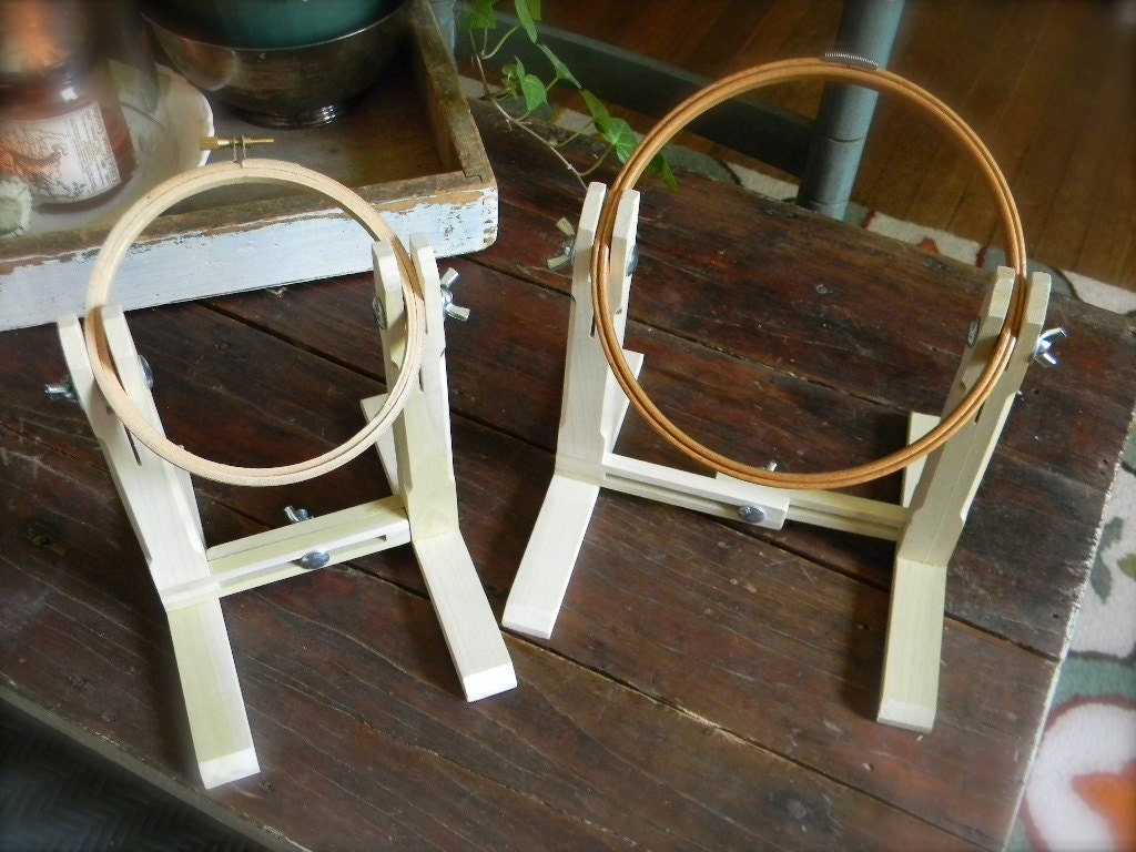 Sit  stitch hoop stand from notforgotten farm