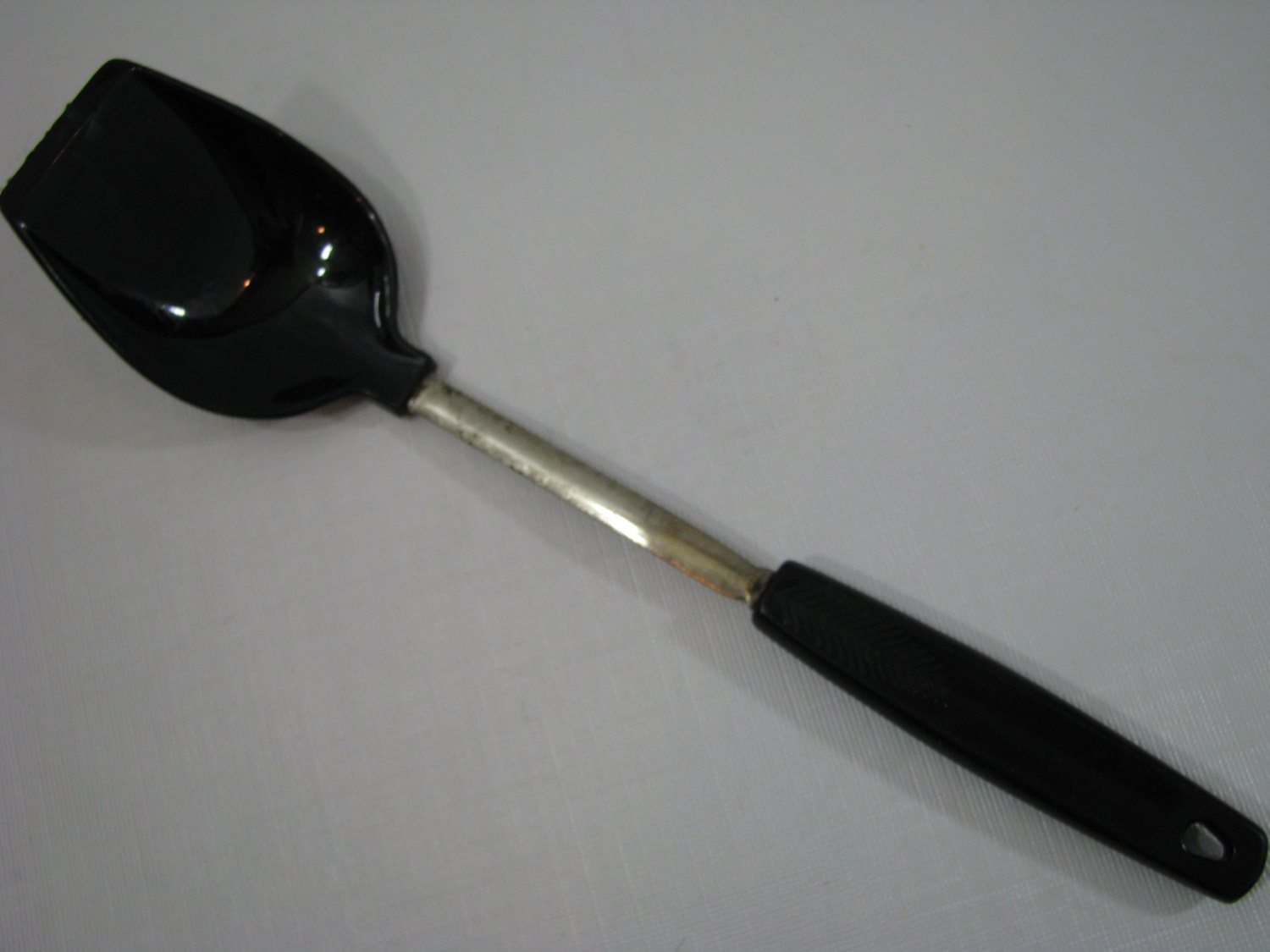 Vintage Ekco Style Serving Basting Spoon Utensil Heat Resistant Plastic