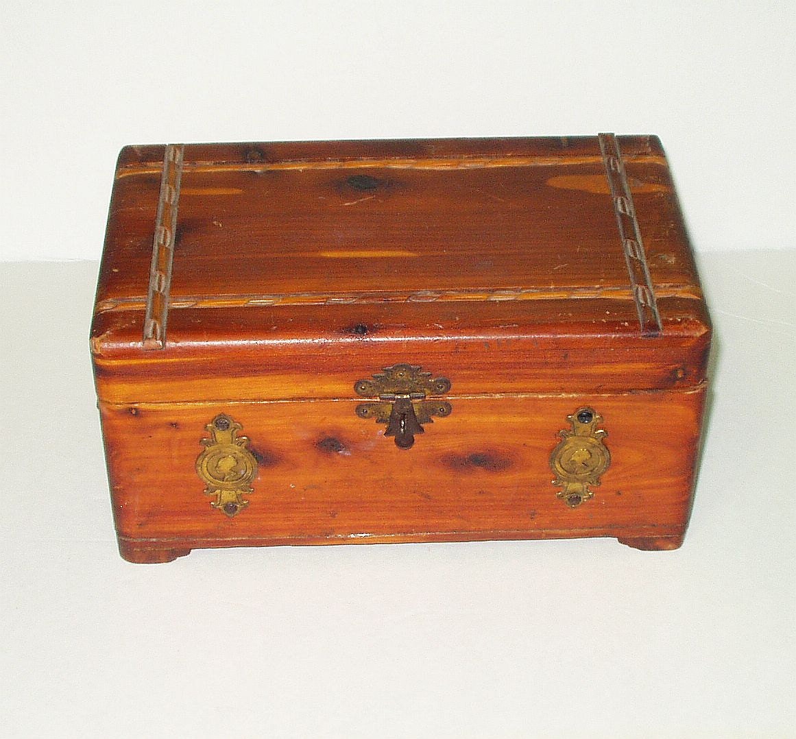 Vintage Cedar Jewelry Box Large Trinket Box Peterson Brothers