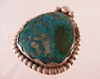 Vintage Signed Native American Chrysocola Sterling Silver Pendant..... Lot 4193