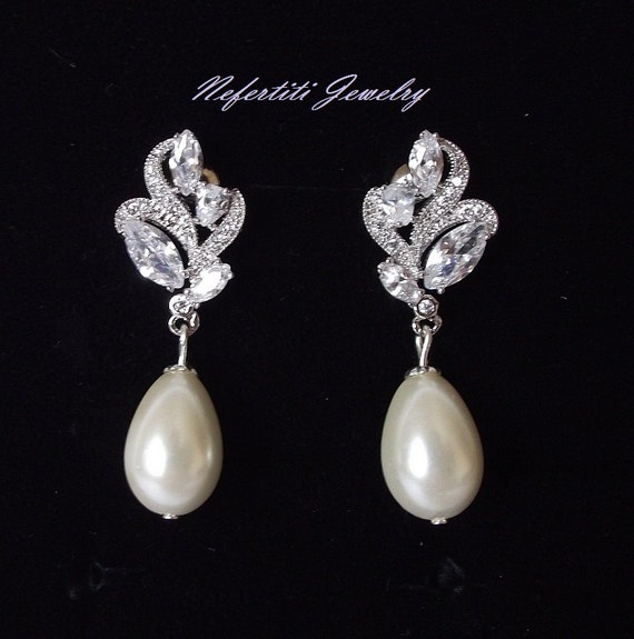 Teardrop pearl wedding earrings pearl by nefertitijewelry2009