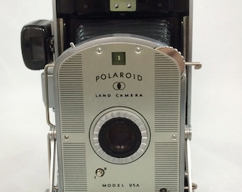 Vintage Original Polaroid Land Camera Model 95A - Beautiful Condition