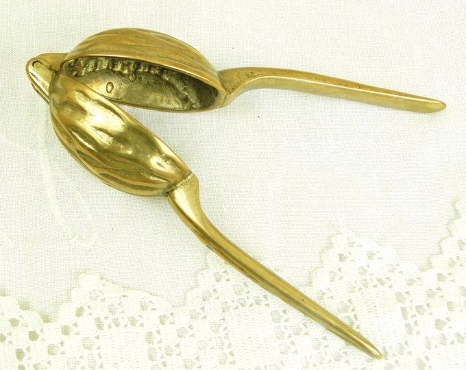 Brass Nut Cracker in the Shape of a Walnut / Retro Vintage Home Interior / Man Cave / French Country Decor / Mid Century Dinning / Cooking Brass Nut Cracker in the Shape of a Walnut / Retro Vintage Home Interior / Man Cave / French Country Decor / Mid Century Dinning / Cooking