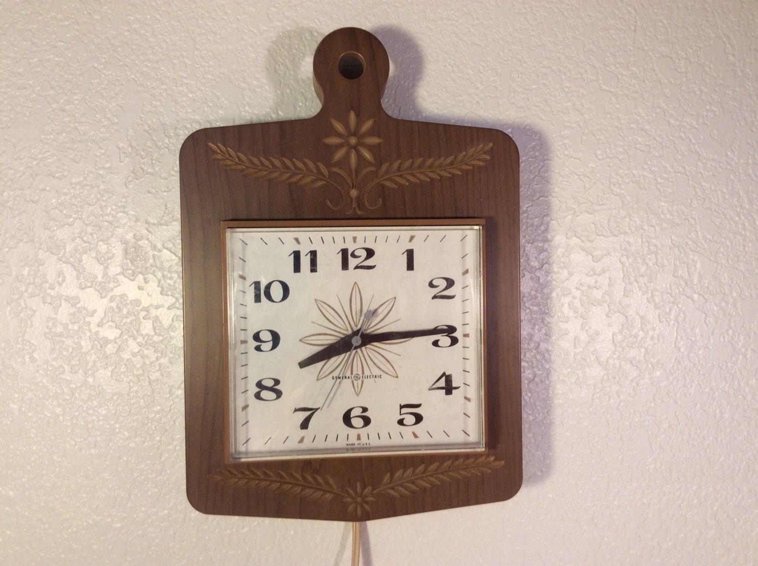 Vintage Kitchen Wall Clock Cutting Board Design Wall Clock Vintage Kitchen Wall Clock Cutting Board Design Wall Clock