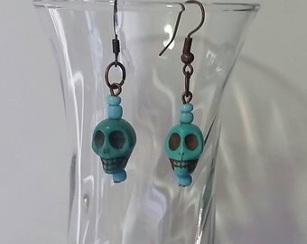 Halloween Earrings/Halloween Jewelry/Turquoise Howlite Earrings/SKULL EARRINGS