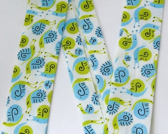 Handmade Bias Tape - 1 Inch Bias Tape - Kids Bias Binding - Childrens Quilt Binding - 25mm Single Fold Bias Tape - Snail Fabric