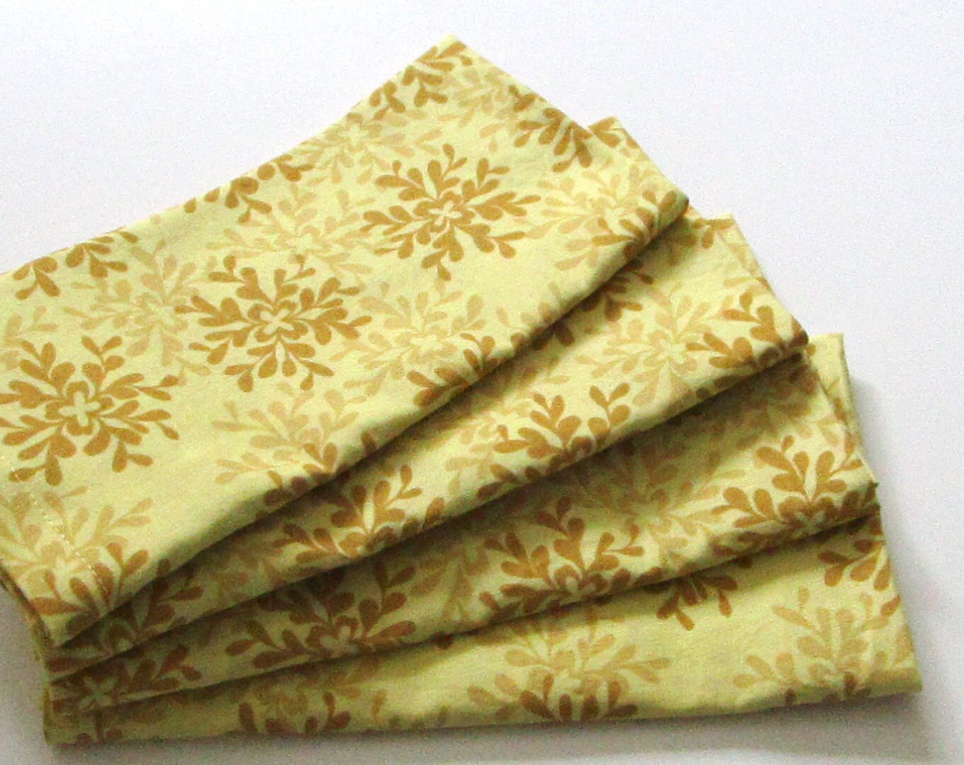 Large Cloth Napkins Set of 4 Yellow Brown Leaf by ClearSkyHome