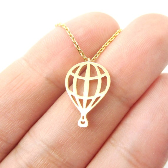 hot-air-balloon-cut-out-shaped-pendant-necklace-in-gold