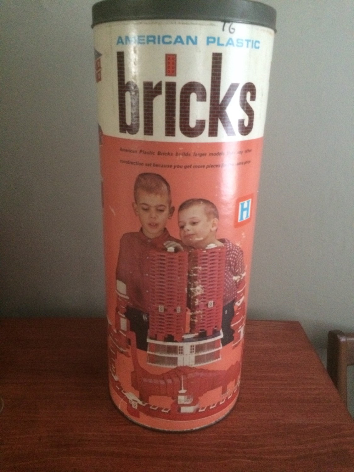 American Plastic Bricks