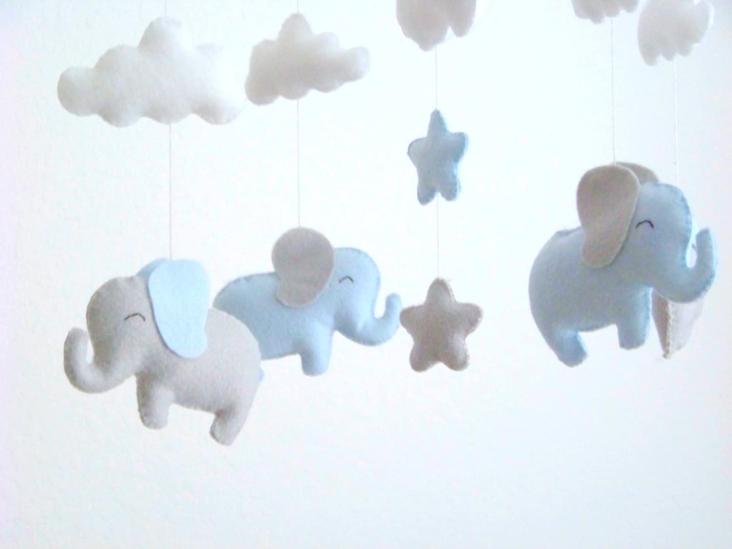 Blaue und graue elefant baby mobil elefant von dlgnurseryboutique