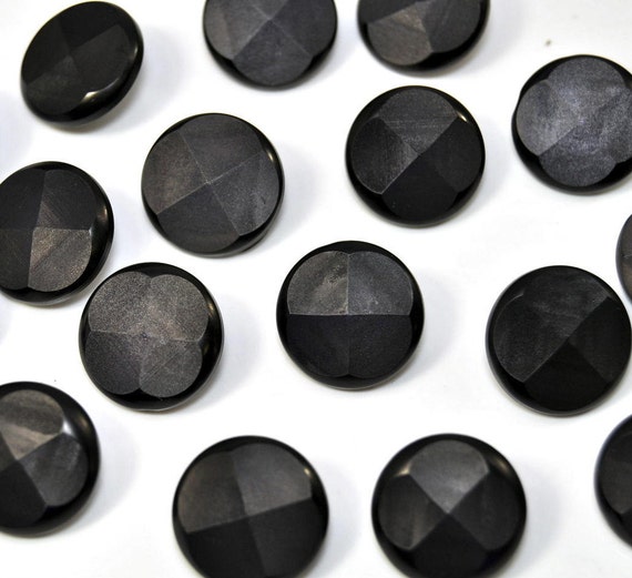 Set of 25 Black Shank Buttons /264
