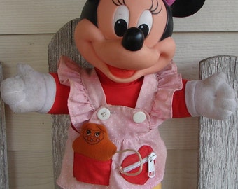 minnie mouse learn to dress doll