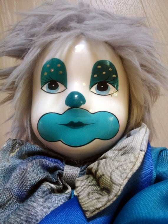 Vintage Porcelain Hobo Clown doll decorative collectible