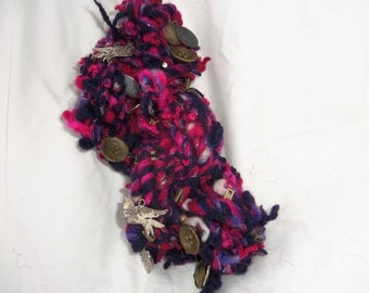 handspun yarn, art yarn, super bulky yarn, magenta, pink, purple, charms, "Lovebirds yarn"