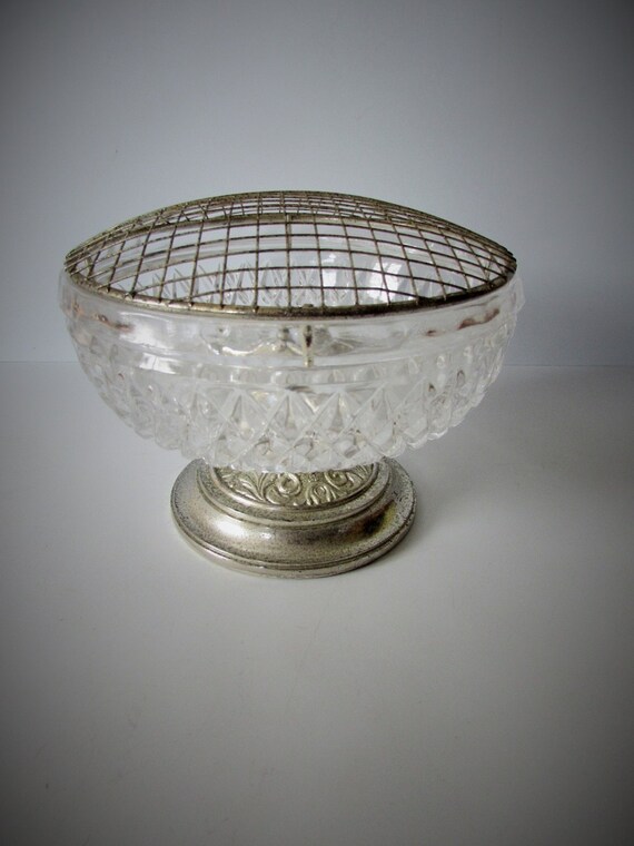Stunning Vintage Cut Glass Rose Bowl By Grenadier England