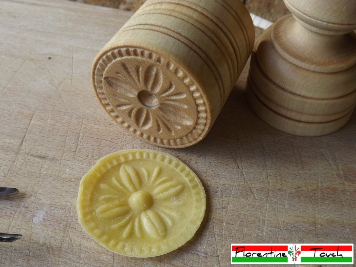 CORZETTI PASTA Stamp 1 Handle 1Renaissance Genoese