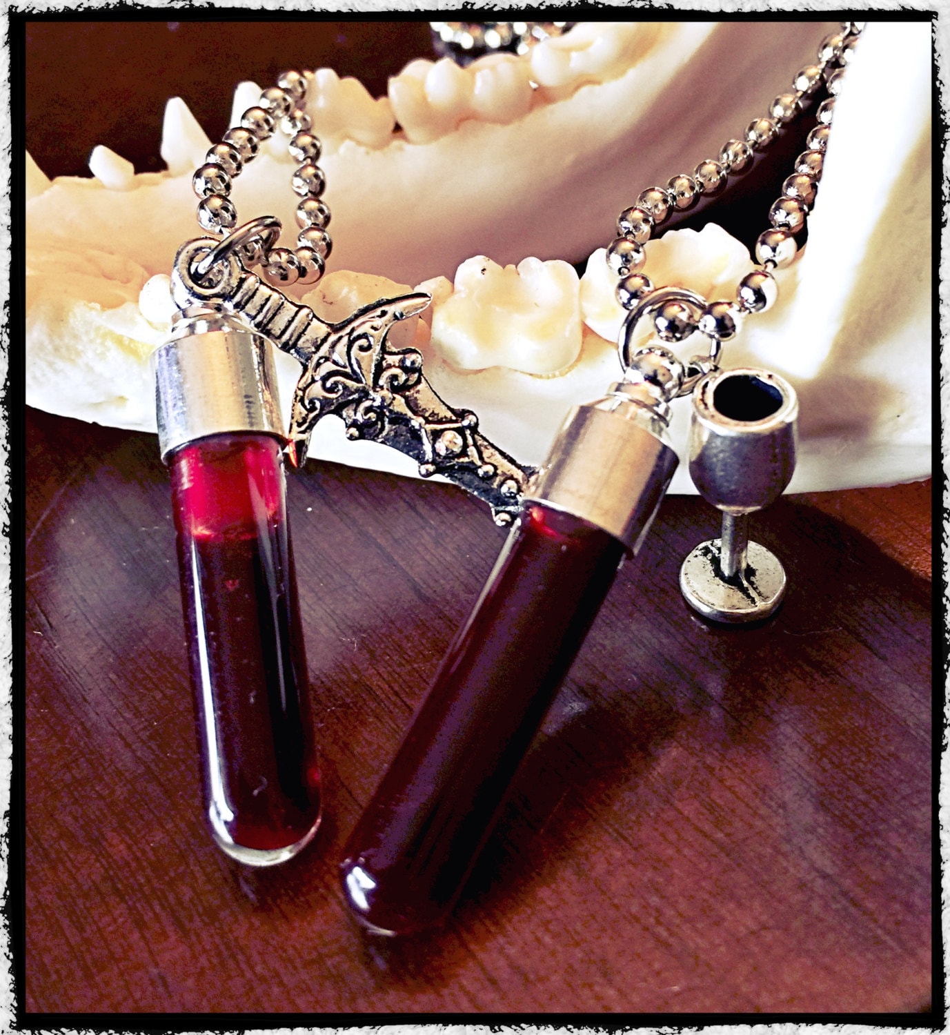 Blood Vial Pendant Kit Lovers Includes Anticoagulant