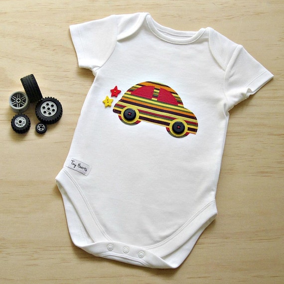 Baby boys car onesie. VW car applique bodysuit. Cute car