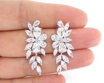 Bridal Earrings Wedding Jewelry Cubic Zirconia Stud Earring Multi-Stone Cluster Earrings Bridesmaids Gift Chandelier Earrings (E194)