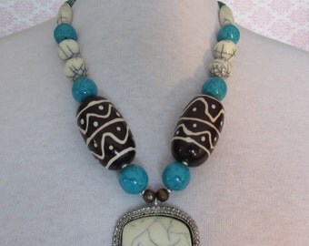 African Safari Beaded Necklace,Pendant Necklace