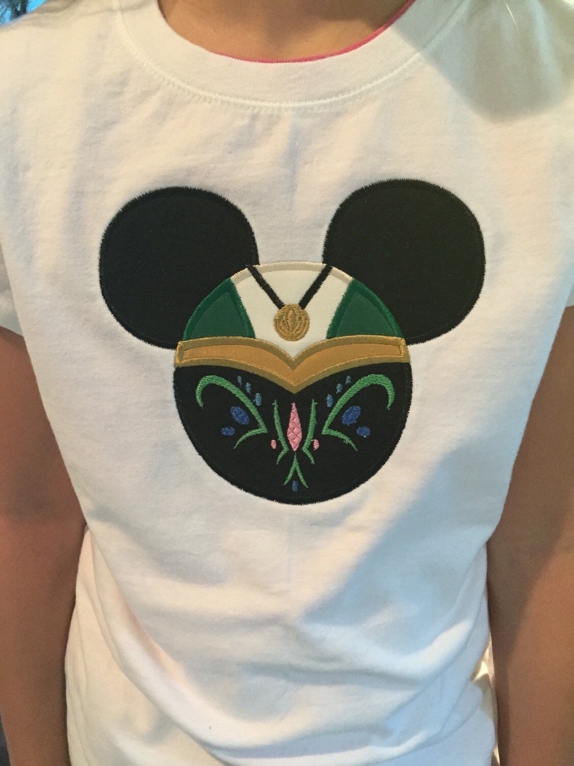 disney embroidered t shirt