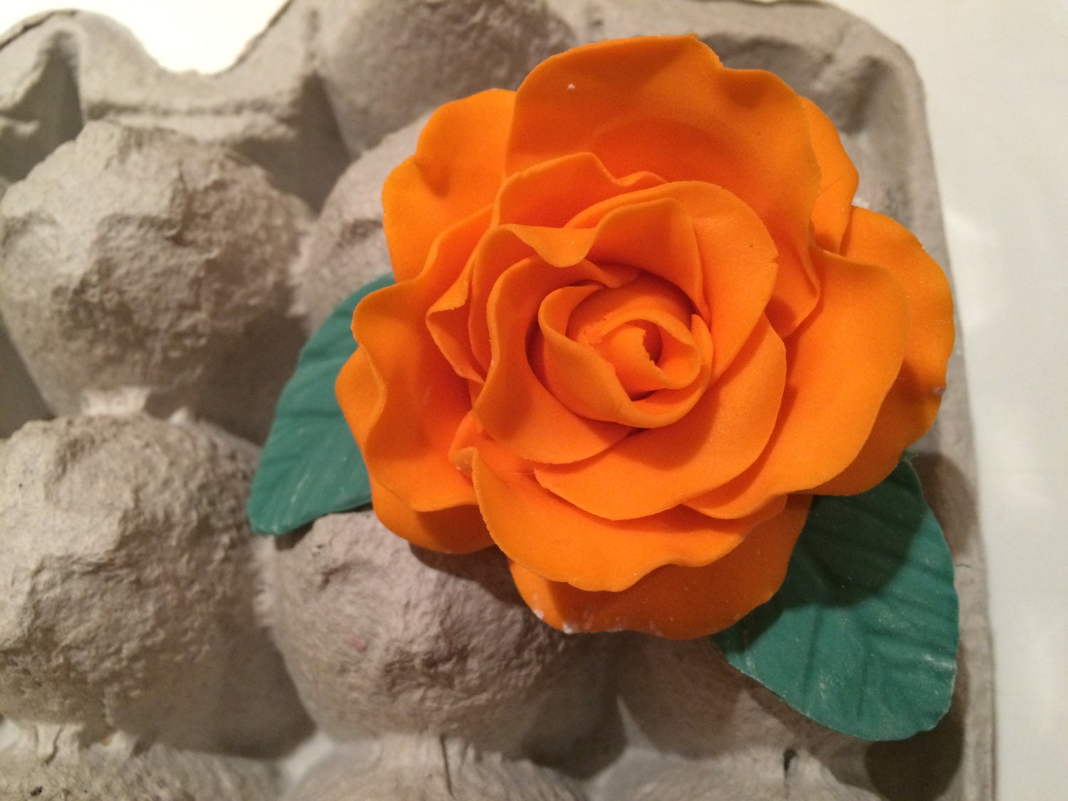 Fondant Rose with leaves from DawnsSugarDelights on Etsy Studio