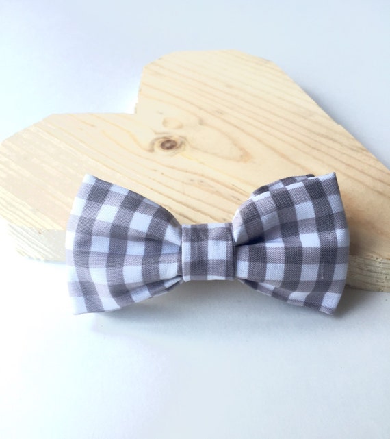 Items similar to Bow Tie, Baby Bow Tie, Boys Bow Tie Gingham Lilac