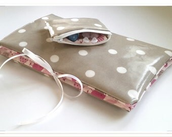 Cover 3-in-1 pink and taupe: range layers, protects health book and mini-matelas changing