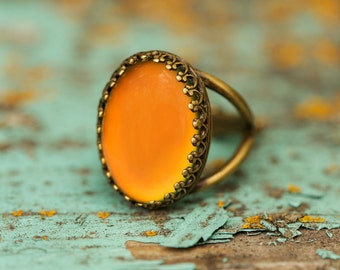 Large Brass Mood Ring/ Color Changing Ring/ Gypsy Jewelry/ Boho Ornate Ring/ Hippie Ring/ Festival Jewelry/ Mood Jewelry/ Real Mood Ring