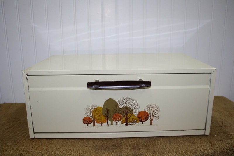 Vintage Retro Bread Box item 1292 Haute Juice