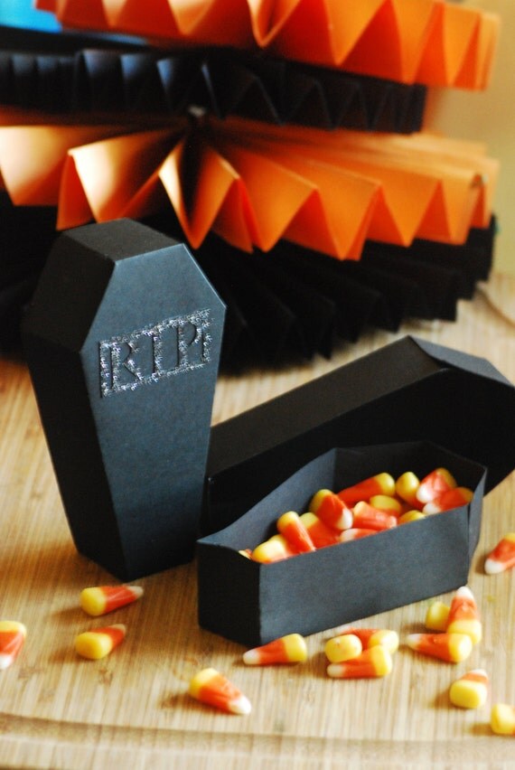 Coffin Favor Candy Boxes Set of 12 for Halloween Parties