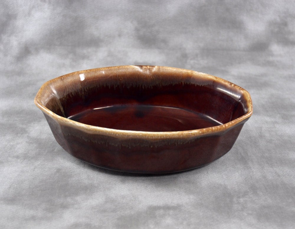 McCoy 7070 Oval Brown Drip Glaze Casserole Dish