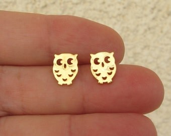 gold Owl stud earrings ,mini tiny Gold Post Earrings- Owl 10 mm