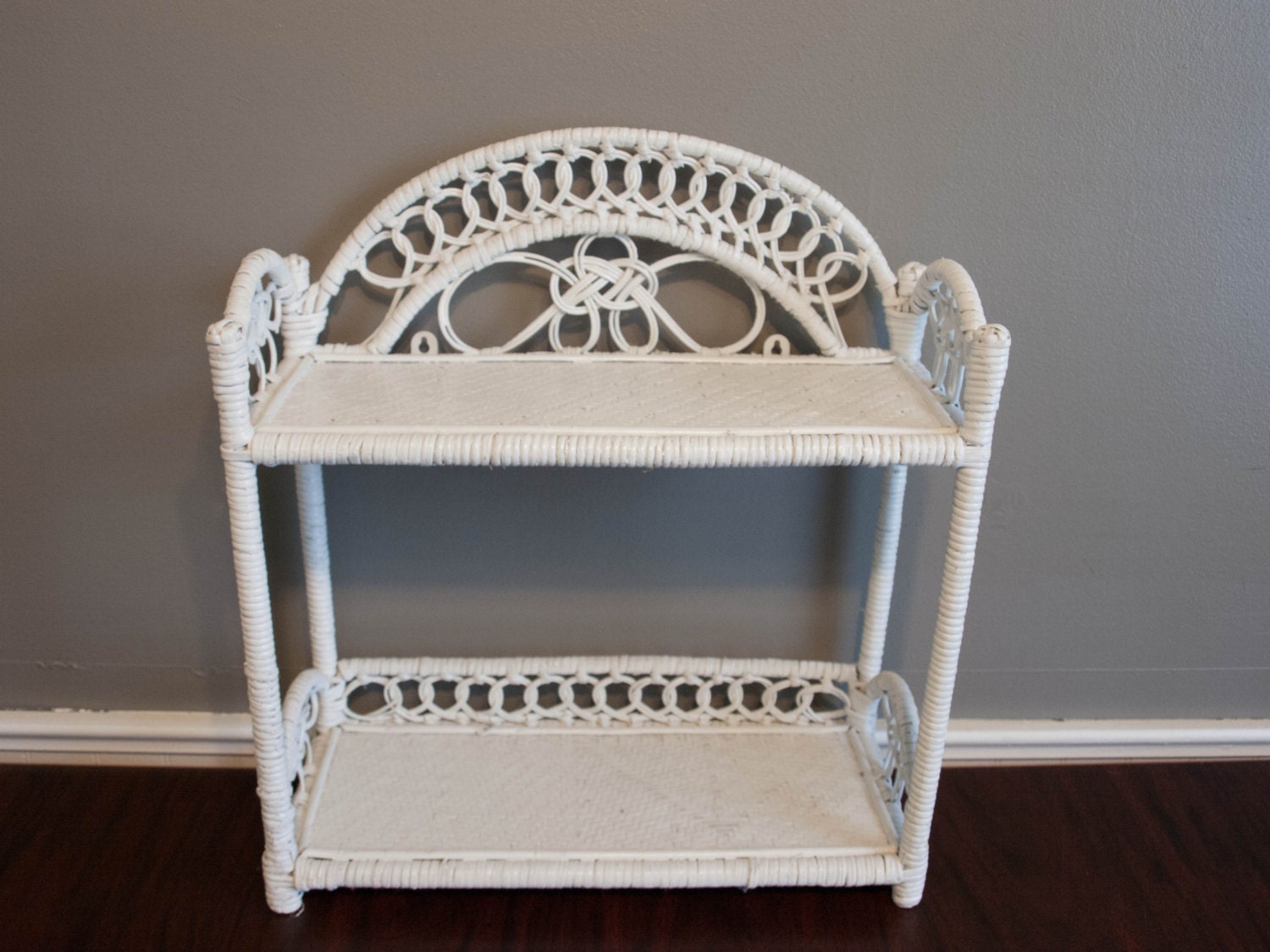 wicker 3 tier shelf