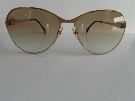 Vintage Ladies Matt Gold Silhouette D-frame Sunglasses