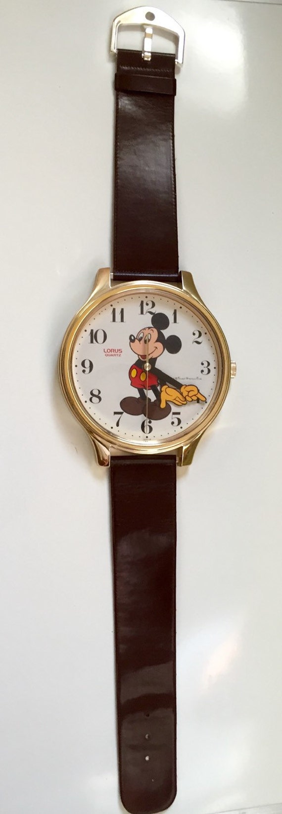 Vintage Mickey Mouse Lorus Quartz Large Wristwatch Wall Clock